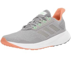 New Women’s Adidas Duramo9 size 8
